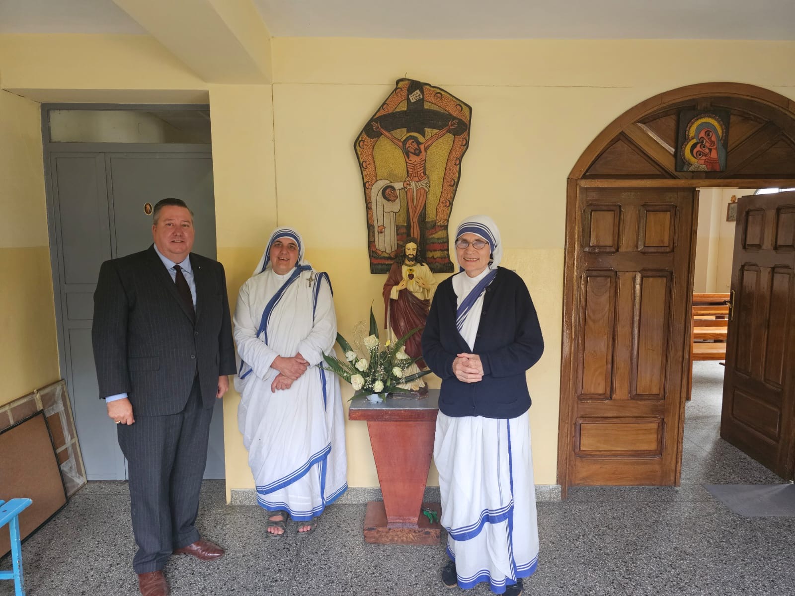 The Ambassador visits the Sisters of the Missionaries of Charity